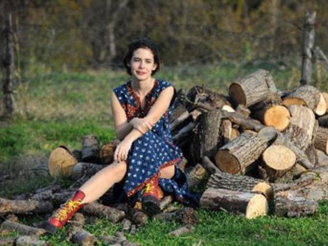 Pelin Hanım ın bir &ccedil;iftliği var! 1