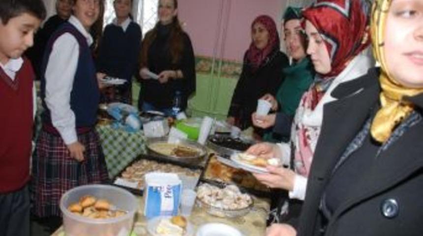 Muş&rsquo;ta &Ouml;ğrenciler Yararına Kermes