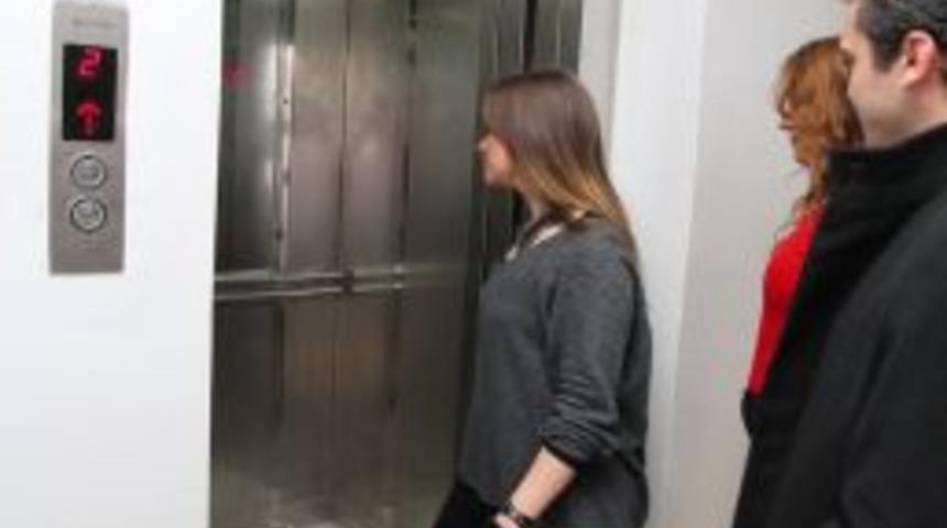 Konak&rsquo;ta Bin 975 Arızalı Asans&ouml;r&uuml;n Bulunduğu Binaların Y&ouml;neticileri Uyarıldı