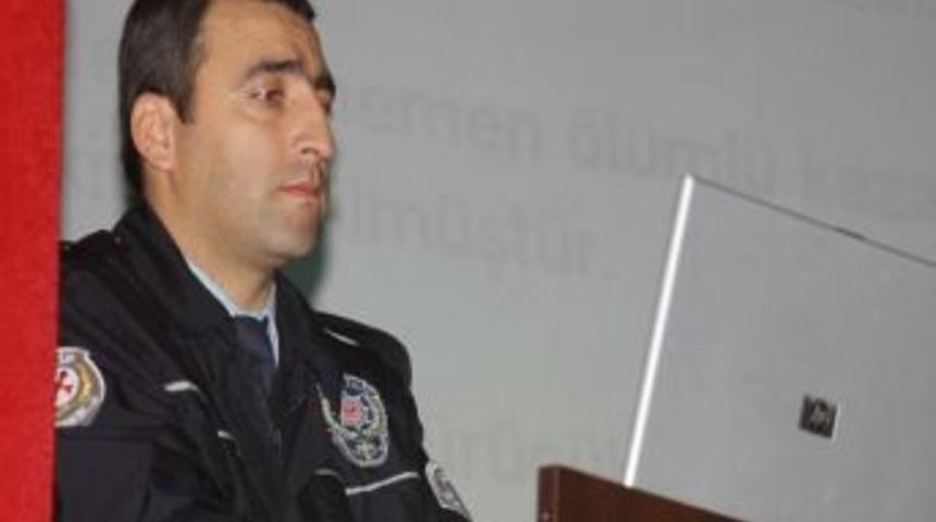 &Ouml;ğrencilere &ldquo;motosiklet Ve Kask&rdquo; Semineri Verildi