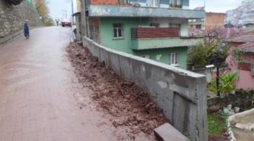 İzmit Belediyesi&rsquo;nden İstinat Duvarları