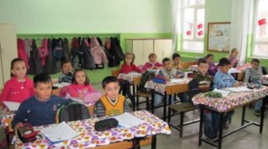 Atat&uuml;rk İlkokulu'nda &ldquo;haftanın En Temiz Ve D&uuml;zenli Sınıfı" Uygulaması Başlatıldı