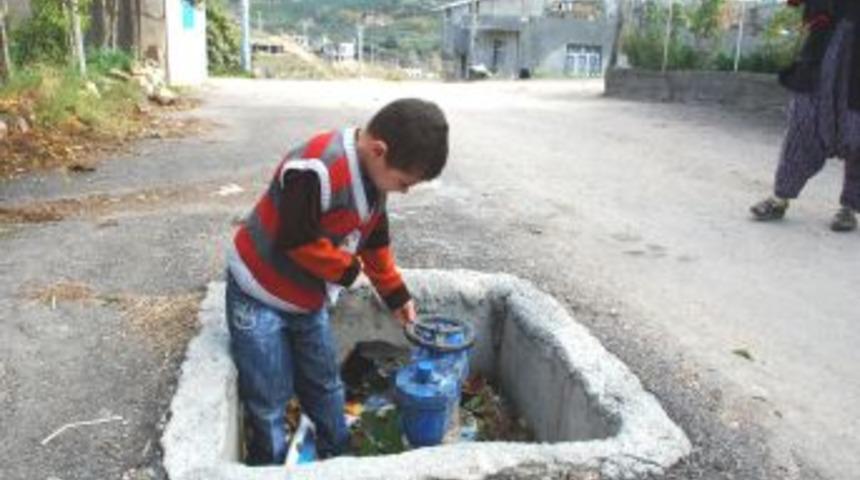 Belediye &Ccedil;ukuruna Vatandaşlardan Tepki