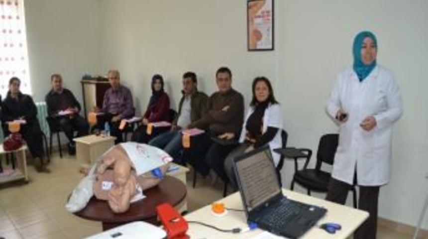 Niğde&rsquo;de Sağlık&ccedil;ılara Hizmet İ&ccedil;i Eğitim Veriliyor