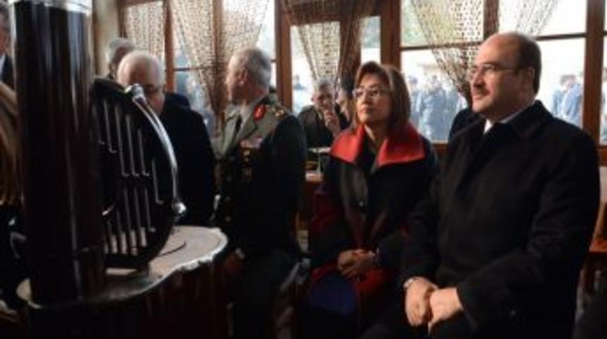 'PKK'nın Sosyal Medya &Uuml;zerinden Gen&ccedil;leri Kandırmaması I&ccedil;in Tedbir Almalıyız'