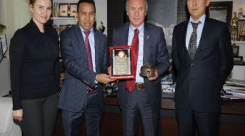 Kazakistan Konsolosu&rsquo;ndan Başkan Evcilmen&rsquo;e Ziyaret