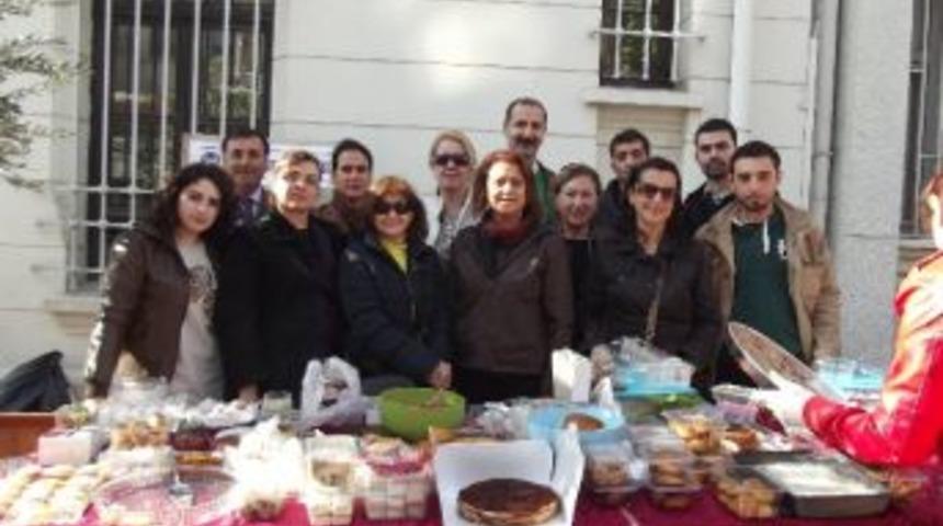 Aydın'da &Ouml;ğrenciler Yararına Kermes