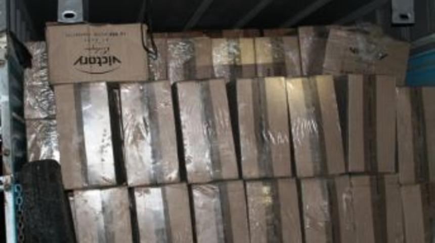 Gevaş&rsquo;ta 69 Bin Paket Sigara Ele Ge&ccedil;irildi