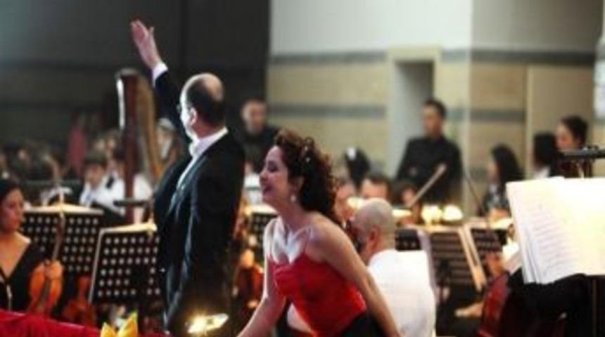 Antalya Operası 2012&rsquo;ye İki Muhteşem Konserle Veda Ediyor