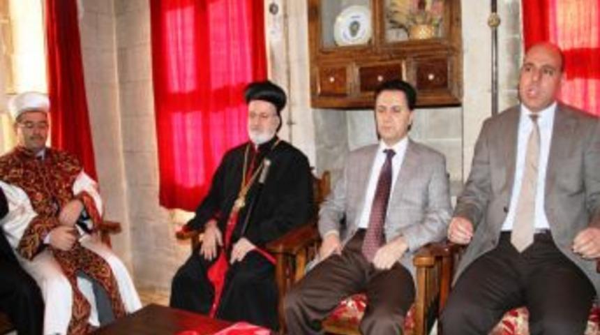 S&uuml;ryaniler Doğuş Bayramı'nı Mardin'de Kutladı