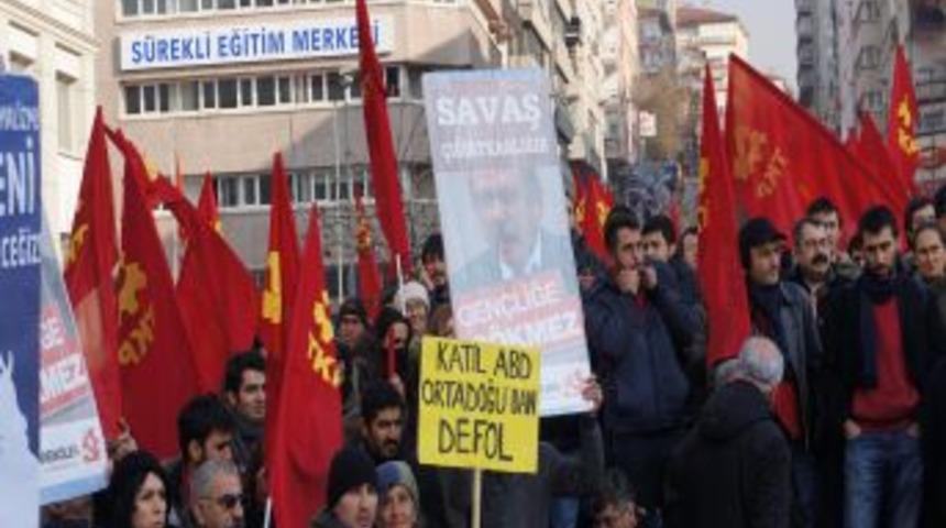 TKP, Patroit F&uuml;ze Sistemini Meclis &Ouml;n&uuml;nde Protesto Etti