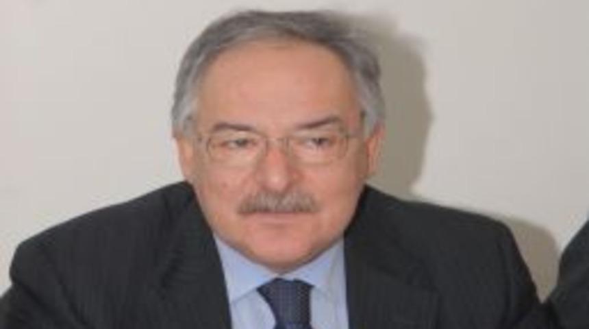 CHP&rsquo;li Ko&ccedil;, Başbakan&rsquo;a 7 Bin Lira Tazminat &Ouml;dedi