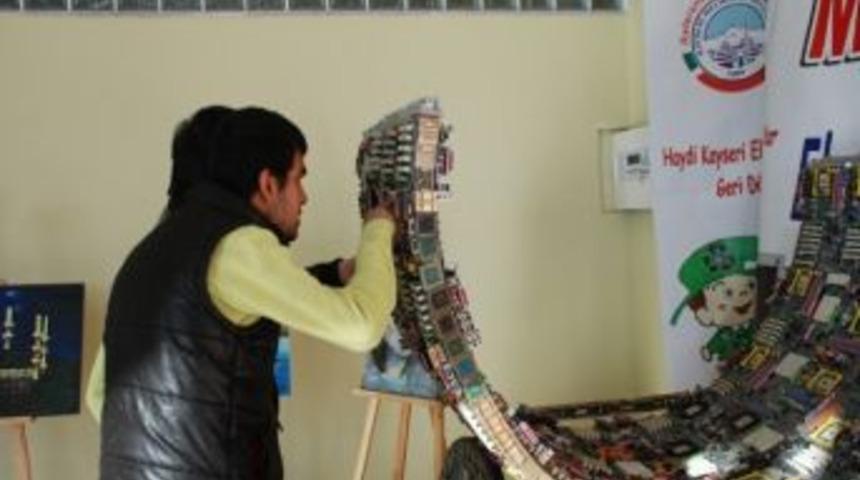 Elektronik Atık Sergisi Erciyes &Uuml;niversitesinde