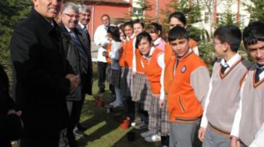 Sorgun&rsquo;da &ldquo;tohumlar Fidana Projesi&rdquo; Hayata Ge&ccedil;irildi