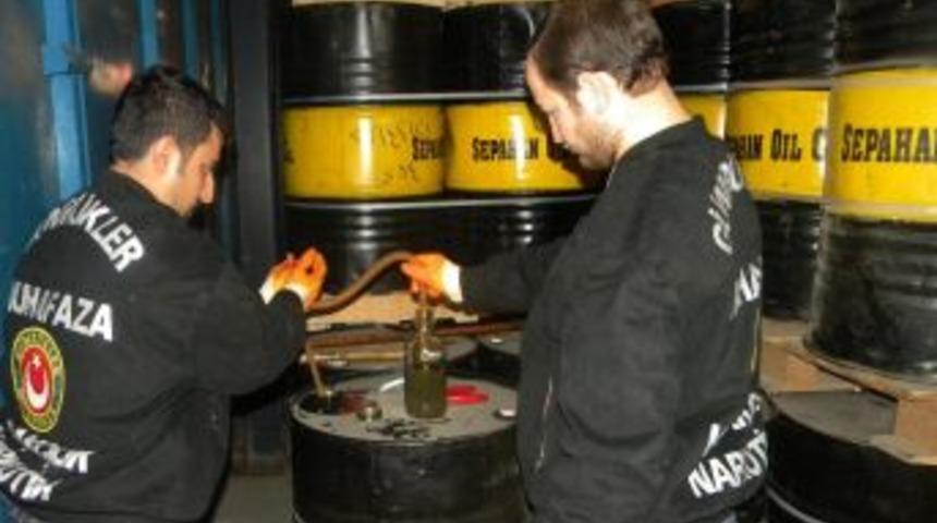 Akaryakıt Ka&ccedil;ak&ccedil;ılığını Gizlemek I&ccedil;in '&ccedil;i&ccedil;ek Parası' Diye Havale Yapmışlar