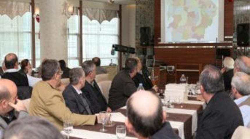 Bozbey Nil&uuml;fer&rsquo;deki Muhtarlarla Buluştu