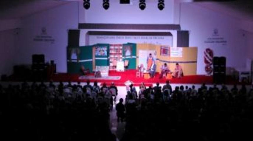 D&uuml;ğ&uuml;n Salonu K&uuml;lt&uuml;r Salonu Oldu