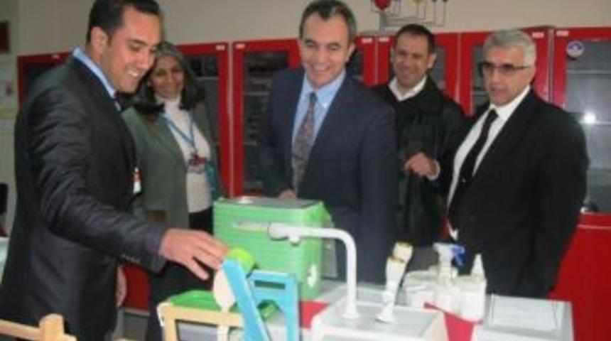 Burhaniye Bah&ccedil;eşehir Kolejinde