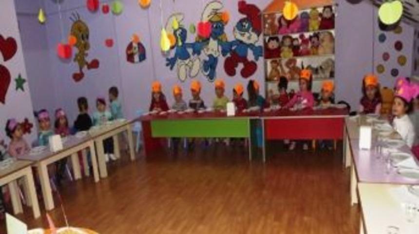 Minikler Yerli Malını &Ouml;ğrendi