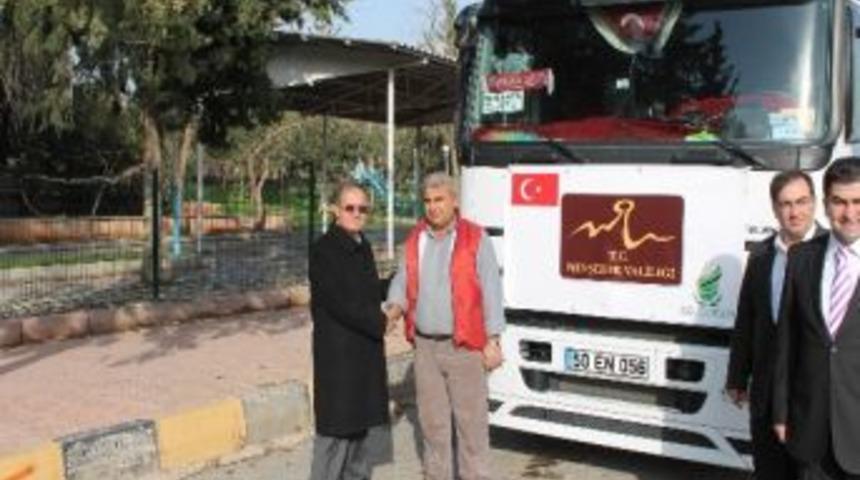 Nevşehir Valiliği'nden Suriyelilere 2 Tır Gıda Yardımı