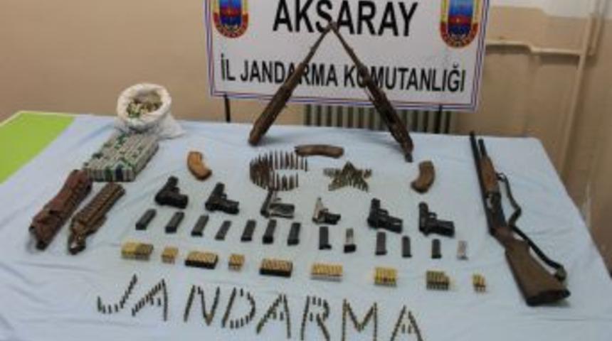 Aksaray&rsquo;da Jandarma Cephanelik Ele Ge&ccedil;irdi