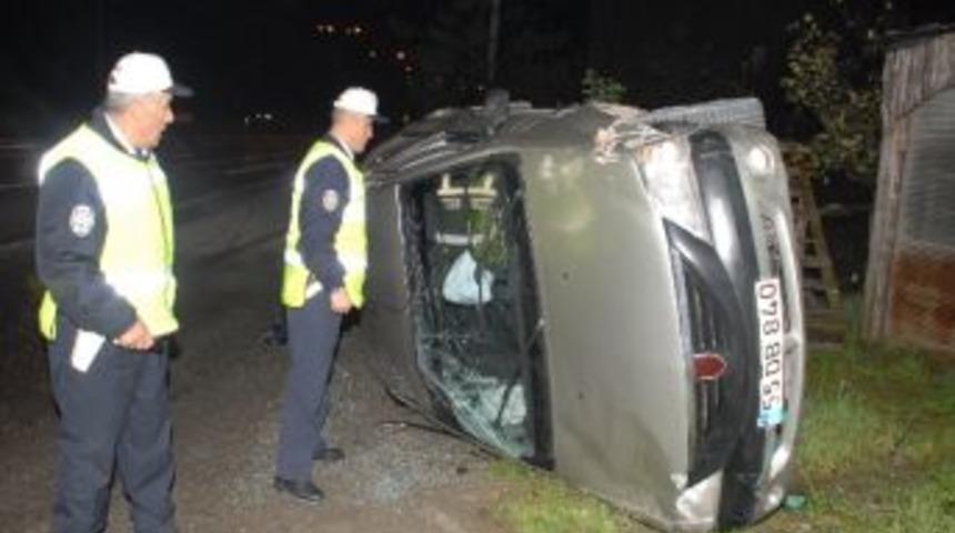 Samsun'da Otomobil Takla Attı: 3 Yaralı