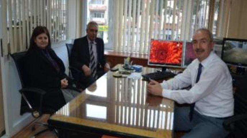 Kula Tapu Sicil M&uuml;d&uuml;r&uuml; Salar&rsquo;a Ziyaret