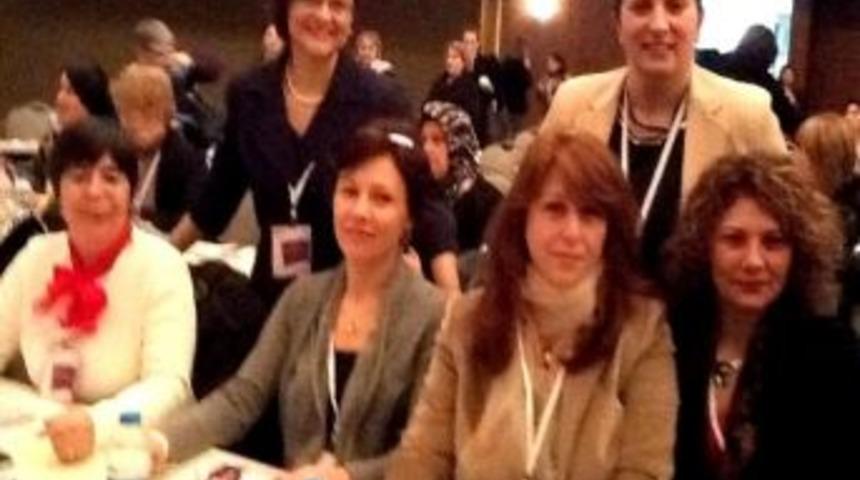 &Ccedil;orlu Belediyesinin Kadın Meclis &Uuml;yeleri Yerel Politikacılar Platformuna Katıldı