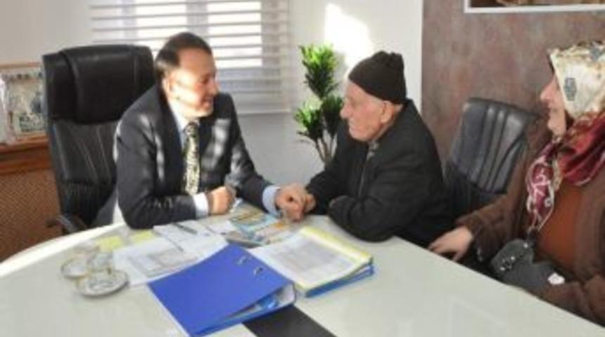 Başkan Karabalık'ın Kapısı Kapanmıyor