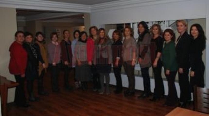 AGİKAD liselilere seminer verecek