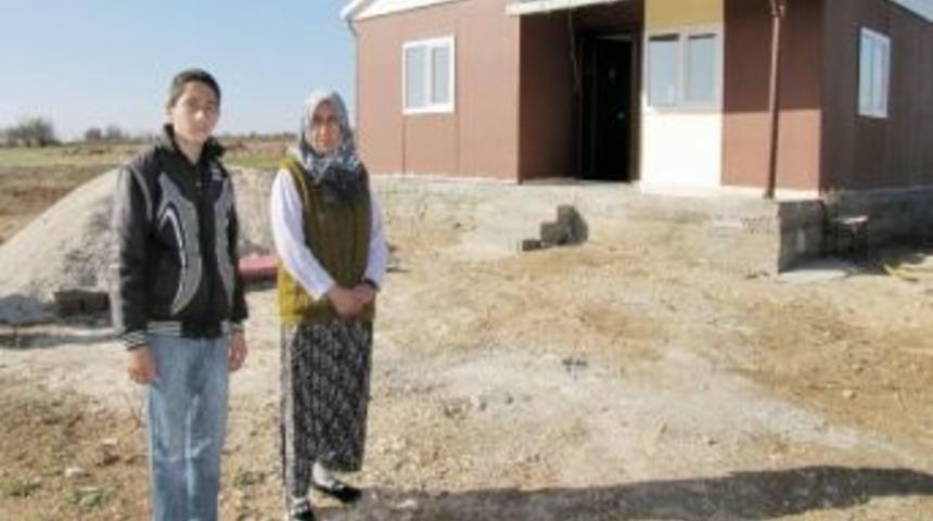 Evciler Kaymakamlığından Bir Aileye Ev