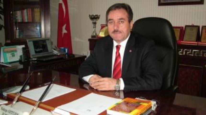 Nevşehir M&uuml;ft&uuml;s&uuml; &Ouml;zt&uuml;rk: Yılbaşı Gecesi Dinen Yasak Olan Şeylerden Uzak Durun