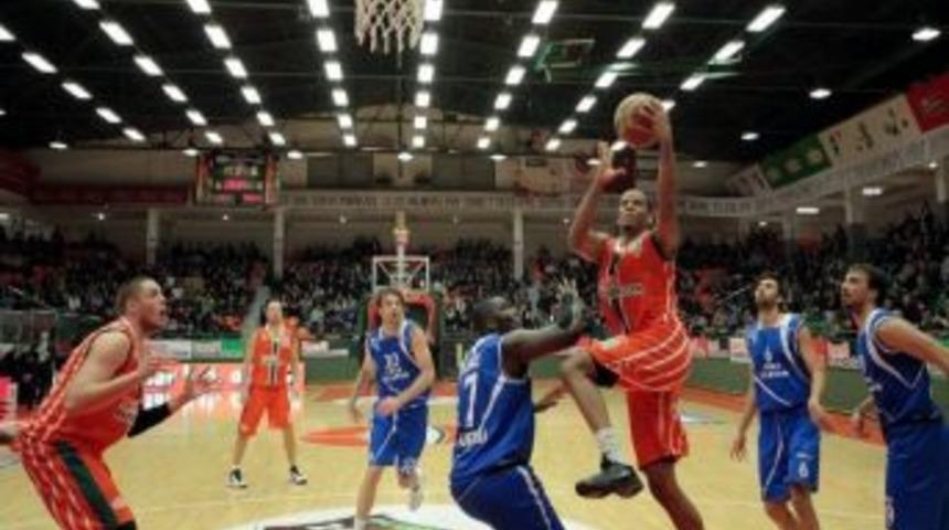 Banvit Galatasaray Medikal Park'ı Eli Boş G&ouml;ndermek İstiyor