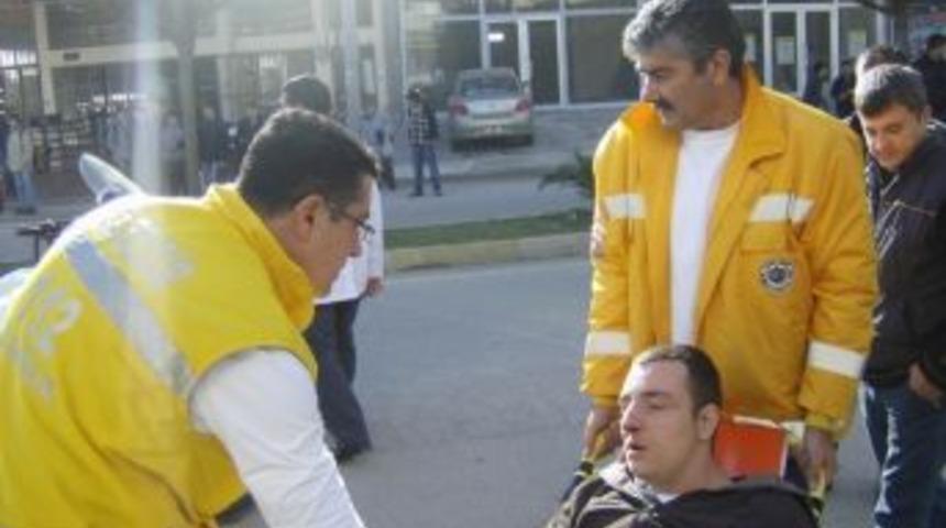 Edremit'te Kamyonet &Ouml;ğrenciye &Ccedil;arptı