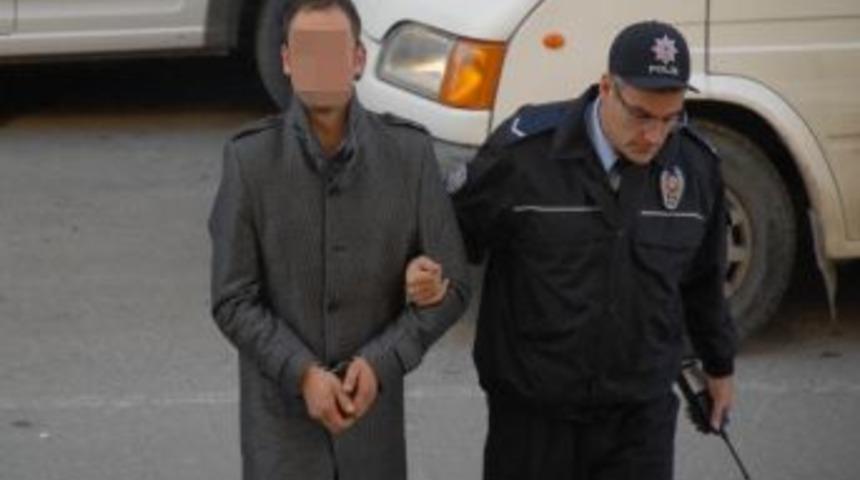 Evine Gittikleri Şahsı Darp Ettiler