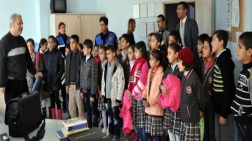 Midyat Polisi, Minik &Ouml;ğrencileri Misafir Etti