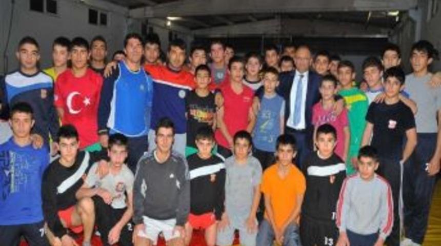 Kastal'dan Sporculara Destek S&ouml;z&uuml;