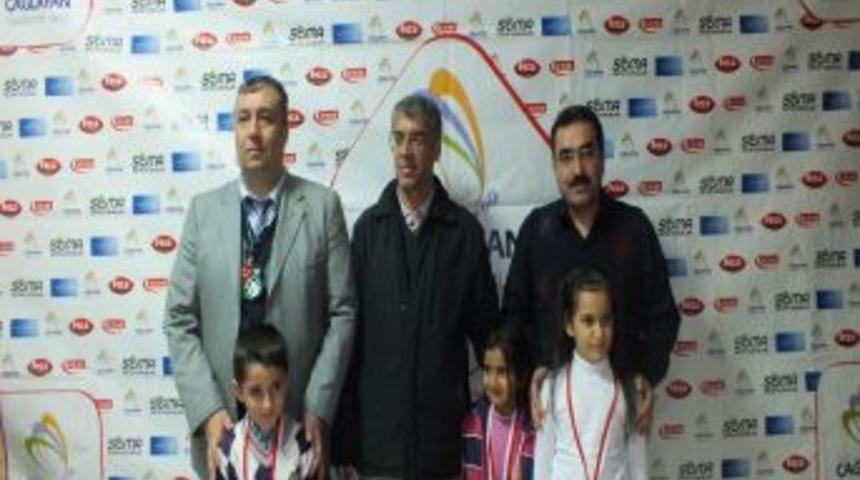 &Ccedil;ağlayan İlk&ouml;ğretim Okulu Satran&ccedil;ta Il Birincisi Oldu
