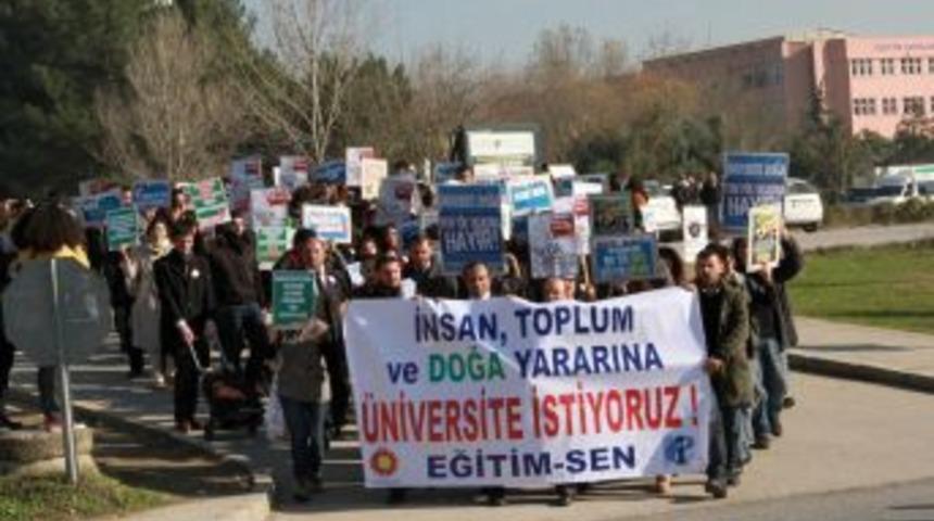 Uludağ &Uuml;niversitesi&rsquo;nde Y&Ouml;K Ve ODT&Uuml; Olaylarına Protesto