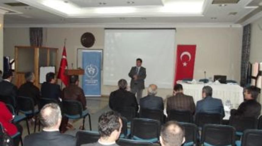 Marmara B&ouml;lgesi Gen&ccedil;lik Hizmetleri Ve Spor İl M&uuml;d&uuml;rleri Yalova&rsquo;da Buluştu