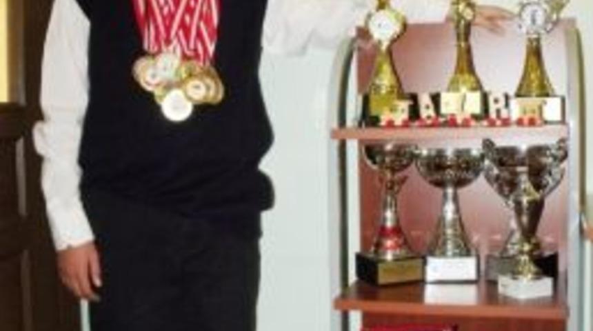 Burhaniye&rsquo;nin Gururu Oldu