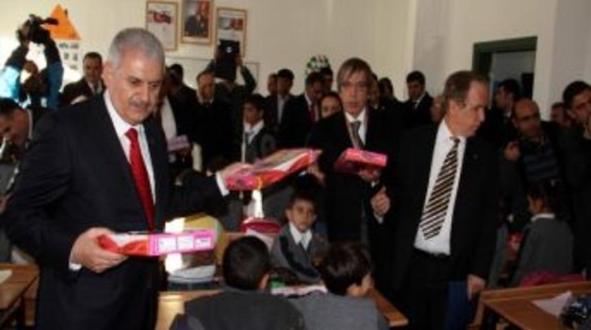 Bakan Yıldırım&rsquo;ın Van Ziyareti
