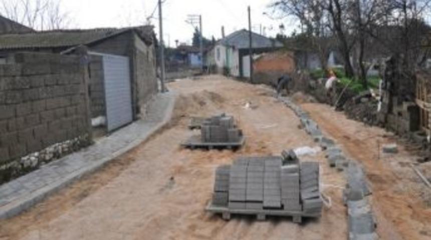 Biga&rsquo;da Alt Yapı &Ccedil;alışmaları Devam Ediyor