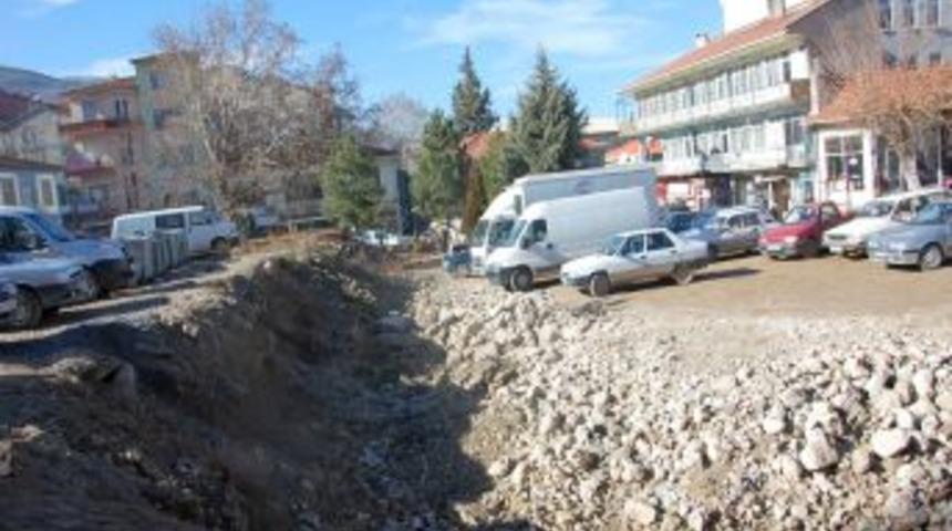 Simav'da Otopark Ihalesi Ger&ccedil;ekleştirildi