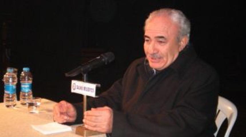 Salihli Kardelen Derneği Mevlana Konferansı D&uuml;zenledi