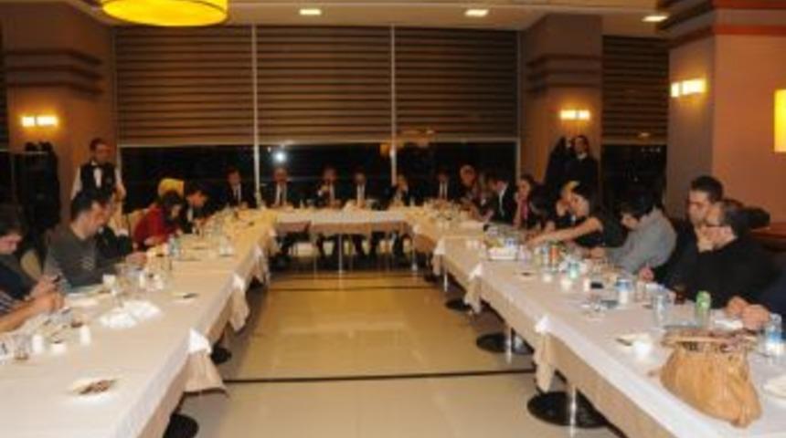 Aile Hekimliğinde Doktorların Y&uuml;zde 80&rsquo;inin Geliri Arttı