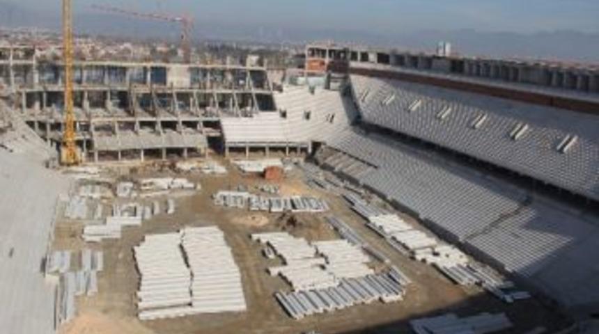 Timsah Arena&rsquo;nın Timsah Fig&uuml;rl&uuml; &Ccedil;atısını Dağcılar Takacak