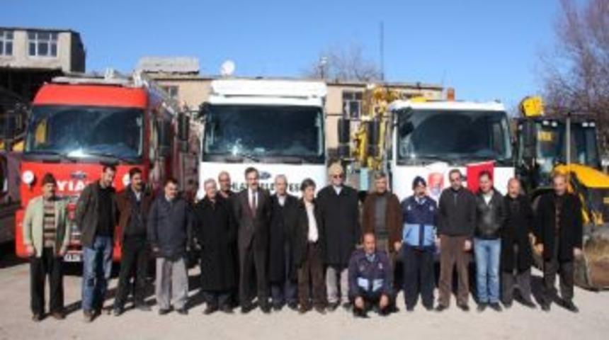 Ahlat Belediyesi Ara&ccedil; Parkını Genişletiyor