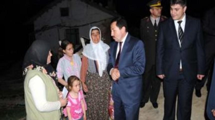 2012&rsquo;de &Ouml;rnek G&ouml;sterilen SYDV, 15 Bin Ailenin Y&uuml;z&uuml;n&uuml; G&uuml;ld&uuml;rd&uuml;