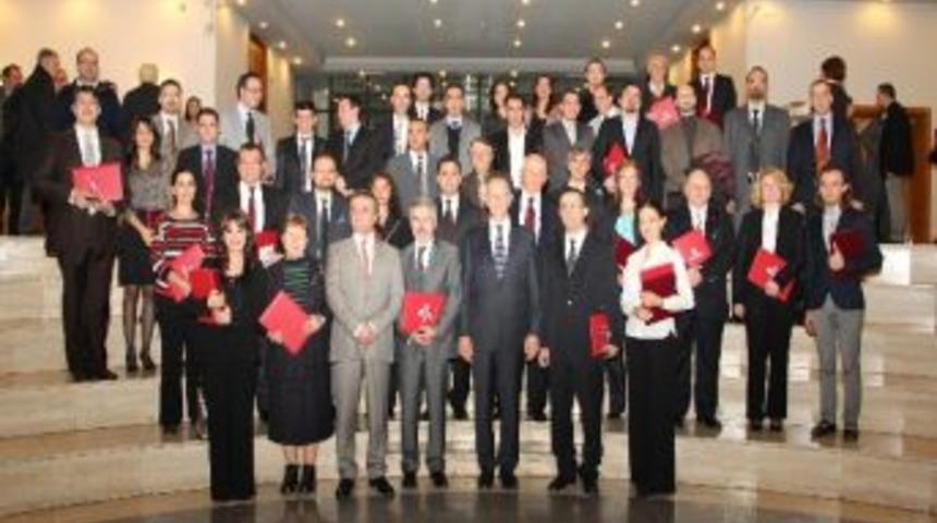 Yrd. Do&ccedil;. Dr. İsmail Solmuş&rsquo;un &Ccedil;alışması, &lsquo;odt&uuml; Yılın Tezi &Ouml;d&uuml;l&uuml;&rsquo;ne Layık G&ouml;r&uuml;ld&uuml;